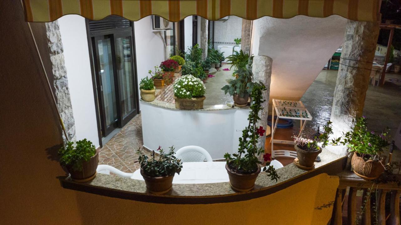 Apartments Ishmi In Center Of أولتْسي المظهر الخارجي الصورة