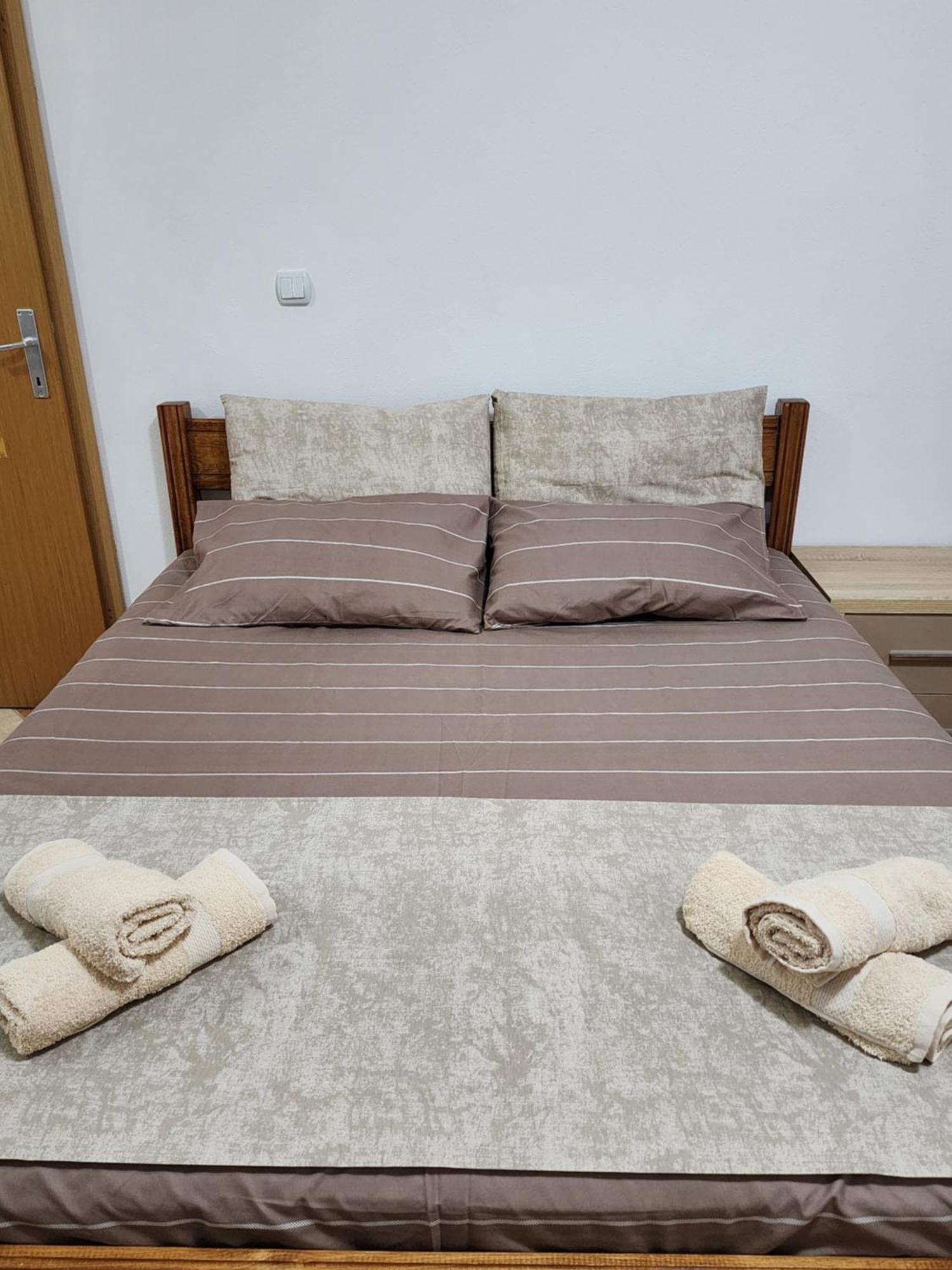 Apartments Ishmi In Center Of أولتْسي الغرفة الصورة