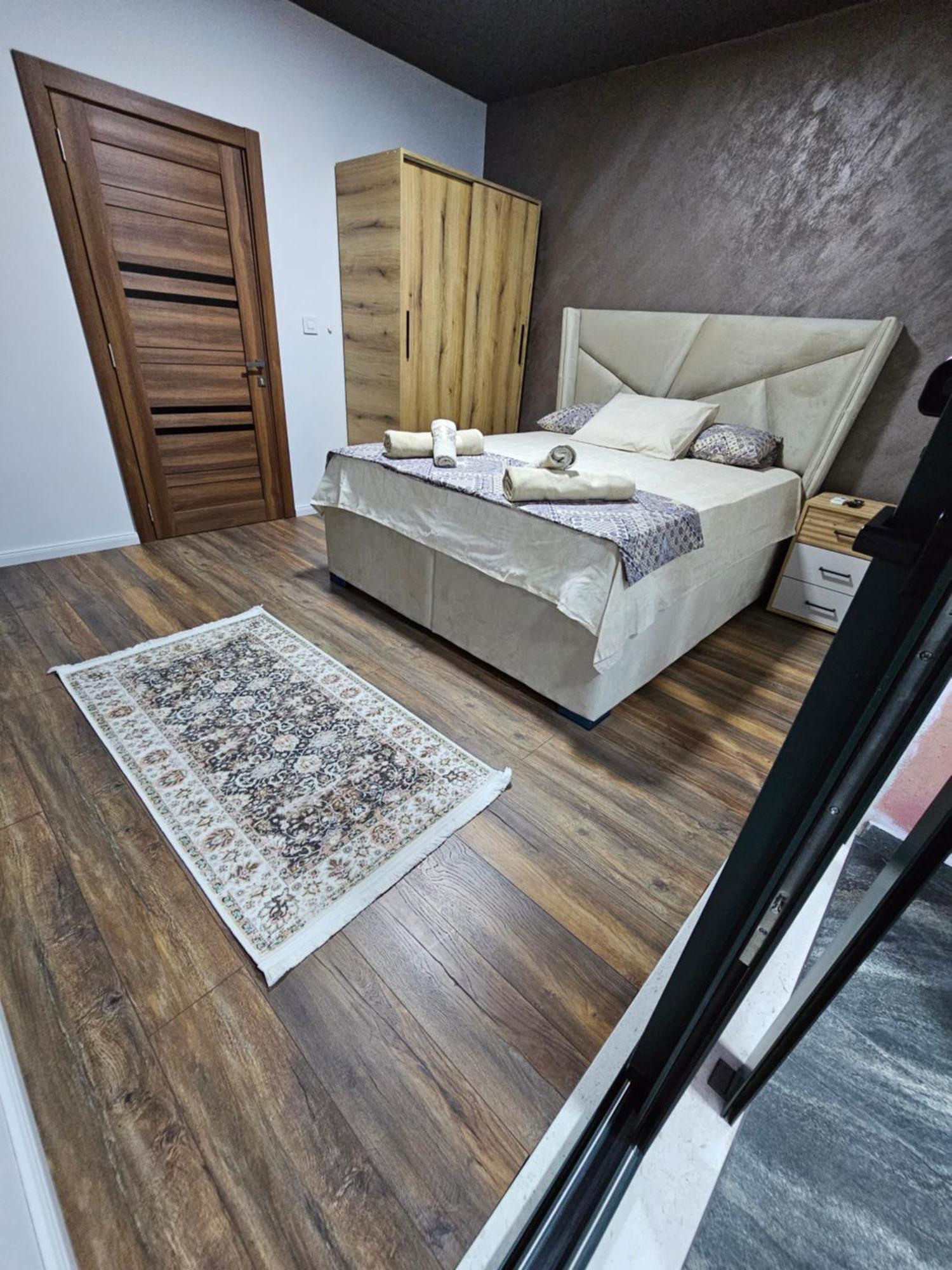 Apartments Ishmi In Center Of أولتْسي المظهر الخارجي الصورة